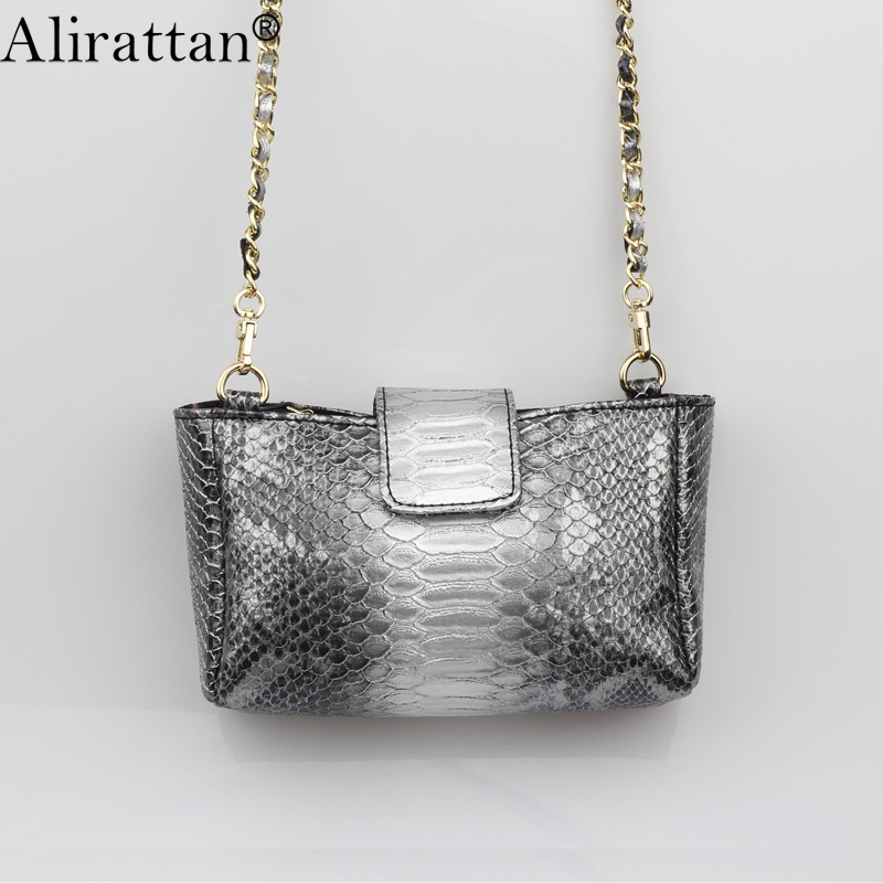 Новая модная женская сумка-кро – обзор и цена Women Bags In Dubai