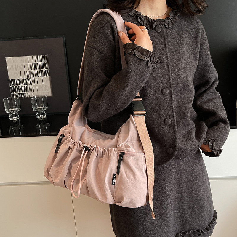 Новые женские сумки кросс-боди – обзор и цена Women Bags Coach
