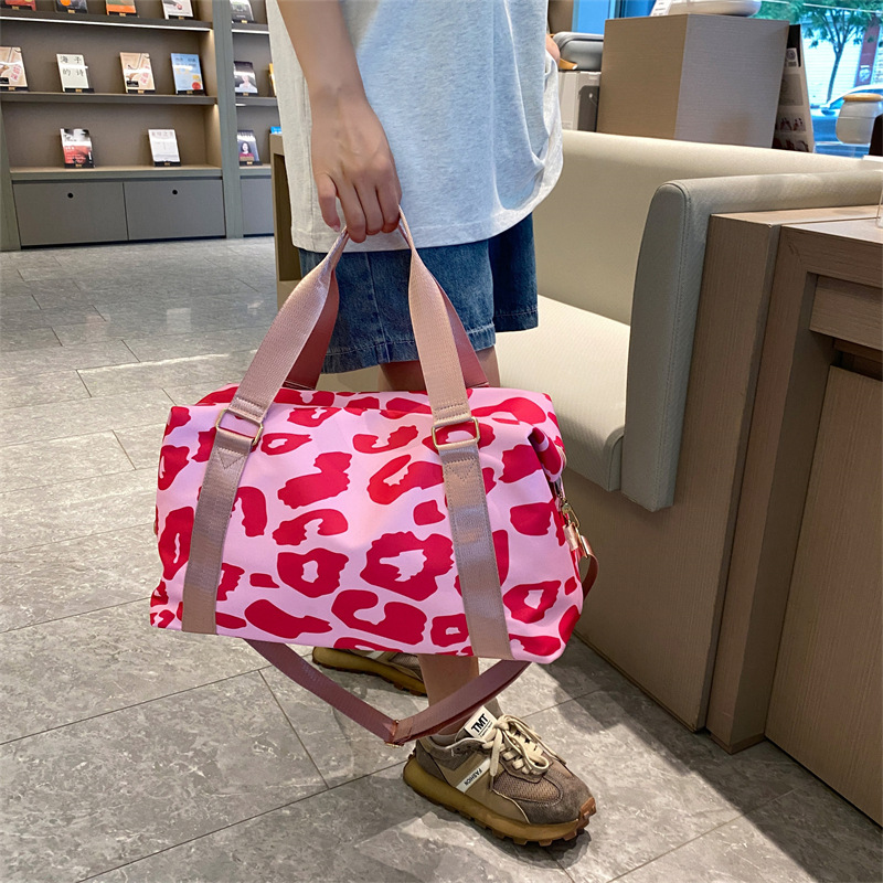 Дорожная сумка, Сумка для плав – обзор и цена Women Bags Coach